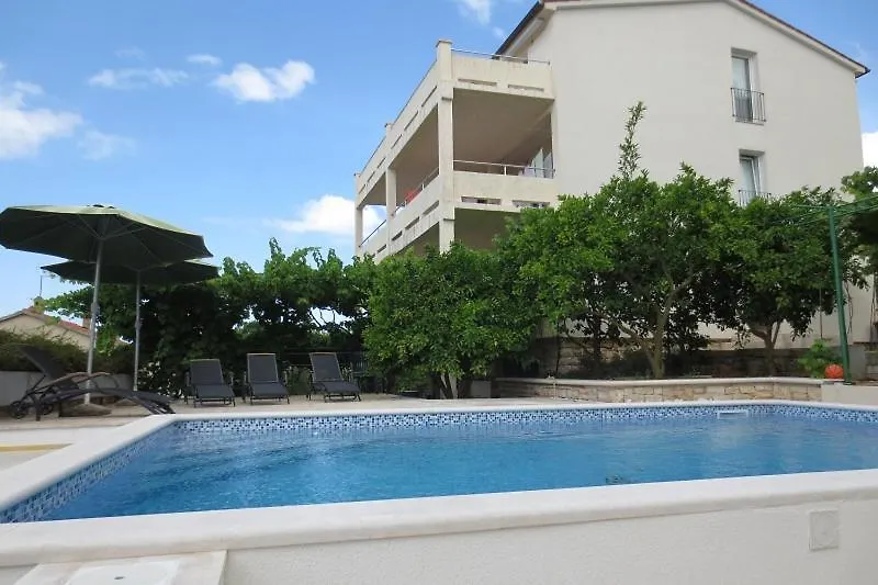 Zimmer F3 Apartment Pula